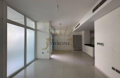 Townhouse - 3 - 3 for rent in Vardon - Damac Hills 2 - Dubai Townhouse - 3 - 3 for rent in Vardon - Damac Hills 2 - Dubai