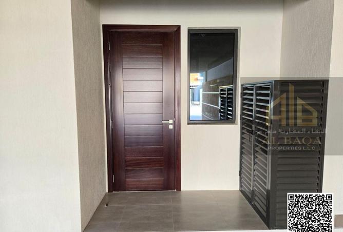 71123004 - Property Image 2