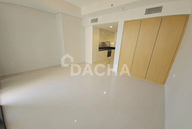 156902815 - Property Image 2