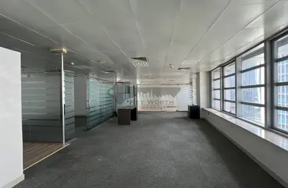 مكتب - استوديو - 1 حمام للايجار في البرج الفضي - الخليج التجاري - دبي