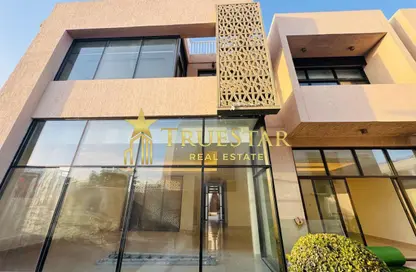 Villa - 5 Bedrooms - 6 Bathrooms for rent in Jumeirah 3 Villas - Jumeirah 3 - Jumeirah - Dubai