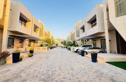 فيلا - 5 غرف نوم - 6 حمامات للايجار في فلل جميرا 3 - جميرا 3 - جميرا - دبي