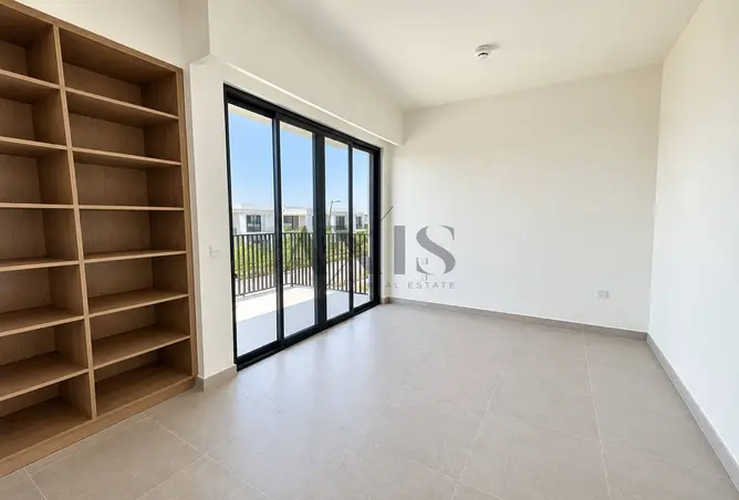 145990086 - Property Image 3