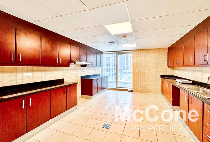 134471995 - Property Image 3