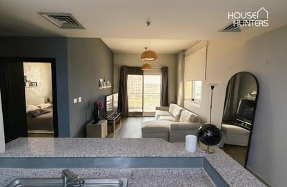 Apartment - 1 Bedroom - 1 Bathroom for sale in Farah Tower 1 - Queue Point - Liwan - Dubai