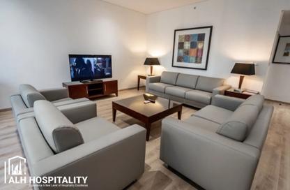 Hotel  and  Hotel Apartment - 2 - 3 for rent in Sheraton The Walk - Jumeirah Beach Residence - Dubai