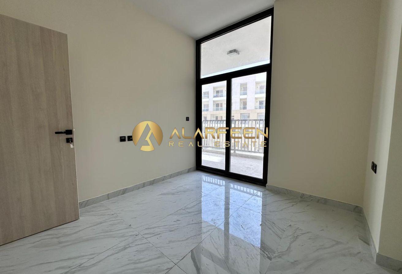 Brand New | Premium Quality | Ready to Move photo 2