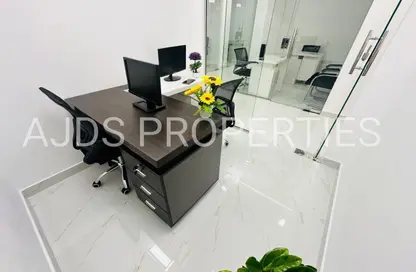 Office Space - 1 Bedroom - 1 Bathroom for rent in Reem Residency - Al Karama - Dubai