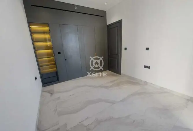 155074805 - Property Image 2