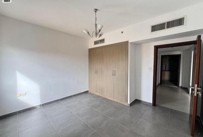 78186156 - Property Image 3