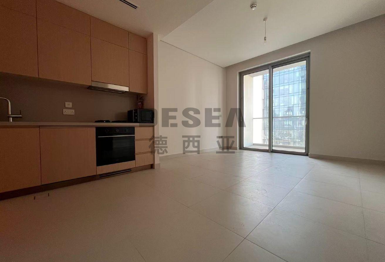 Access to Dubai Mall | Rented | Prime Location