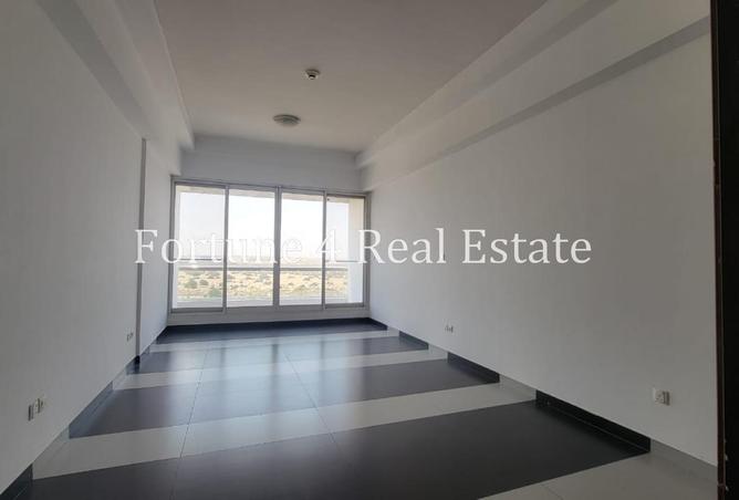 68276063 - Property Image 2