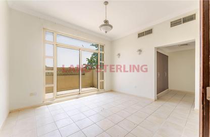 Villa - 4 - 5 for sale in Entertainment Foyer - Mediterranean Clusters - Jumeirah Islands - Dubai Villa - 4 - 5 for sale in Entertainment Foyer - Mediterranean Clusters - Jumeirah Islands - Dubai