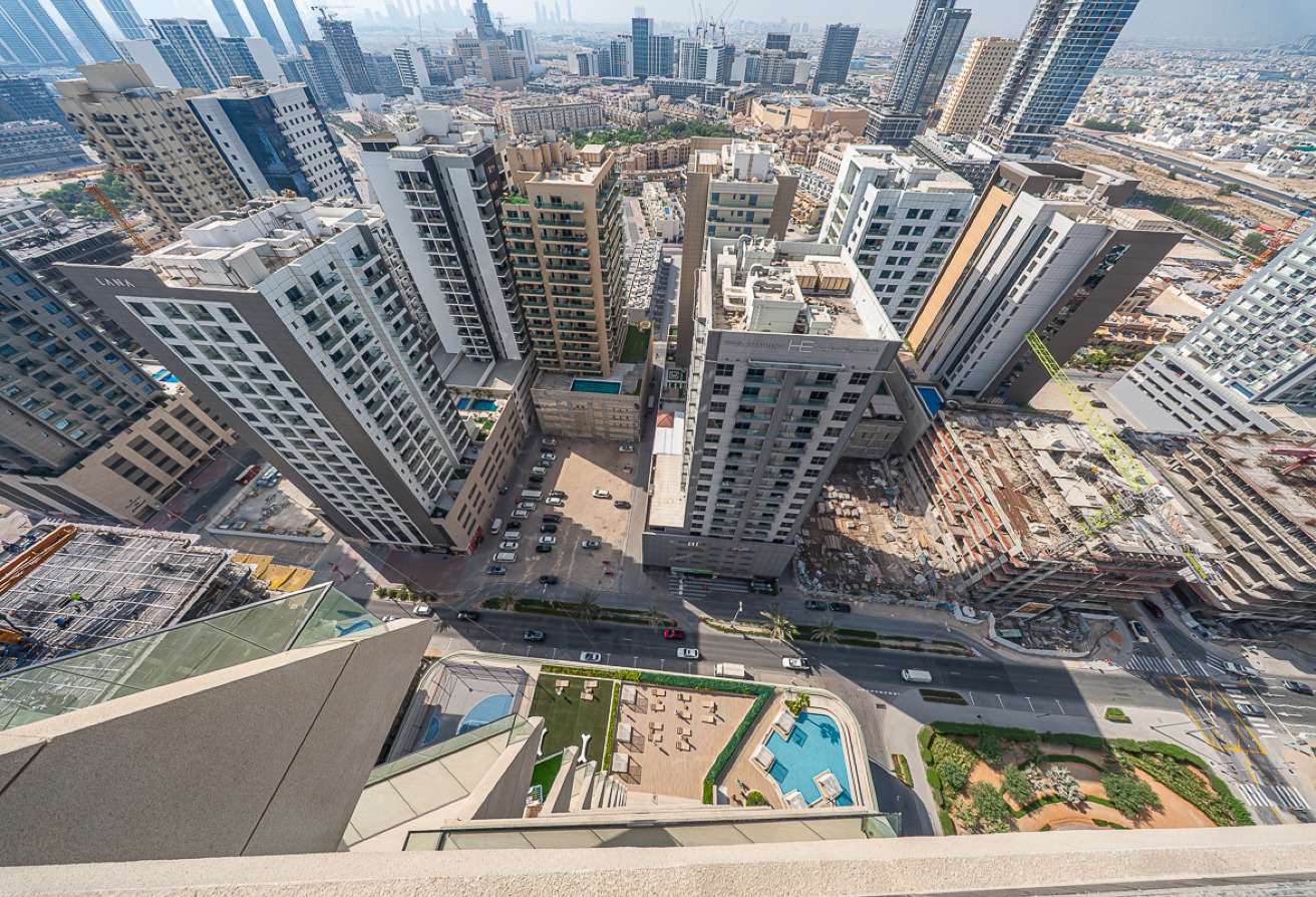 Exclusive Listing | Private Pool | Mid-High Floor — image 13 of 29