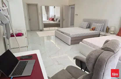 شقة - غرفة نوم - 2 حمامات للبيع في مابل 1 - حدائق الإمارات 2 - قرية جميرا الدائرية - دبي