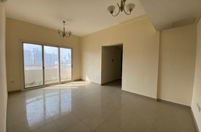 Apartment - 2 - 2 for rent in Zayd Bin Aslam Street - Abu shagara - Sharjah