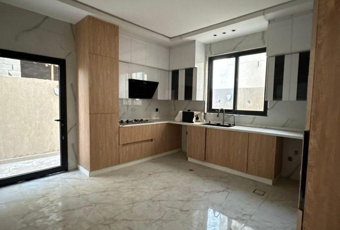 16220083 - Property Image 2