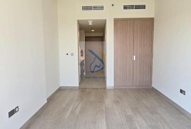 100433120 - Property Image 2