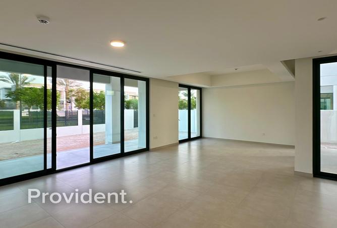 79824981 - Property Image 3