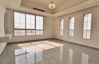 Villa - 5 Bedrooms - 6 Bathrooms for rent in Al Khawaneej 1 - Al Khawaneej - Dubai Villa - 5 Bedrooms - 6 Bathrooms for rent in Al Khawaneej 1 - Al Khawaneej - Dubai