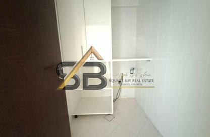 Apartment - 2 Bedrooms - 3 Bathrooms for rent in Saleh Building - Al Jaddaf - Dubai
