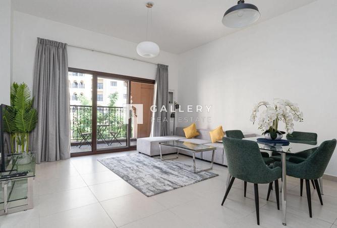 Fully Furnished | Spacious Layout | Available Now photo 2