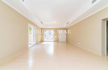 Villa - 4 - 5 for rent in Semmer Villas - Dubai Silicon Oasis - Dubai Villa - 4 - 5 for rent in Semmer Villas - Dubai Silicon Oasis - Dubai
