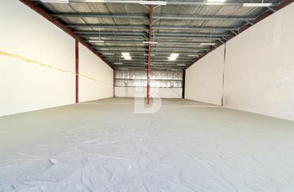 Warehouse - Studio for rent in Dubai Investment Park 1 (DIP 1) - Dubai Investment Park (DIP) - Dubai