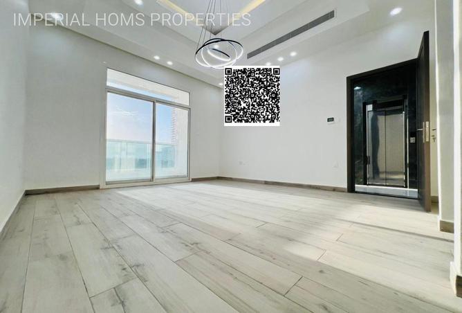 94031681 - Property Image 3
