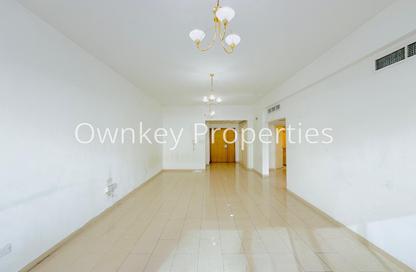 Apartment - 2 Bedrooms - 2 Bathrooms for rent in Emerald Mankhool 1 - Al Mankhool - Bur Dubai - Dubai Apartment - 2 Bedrooms - 2 Bathrooms for rent in Emerald Mankhool 1 - Al Mankhool - Bur Dubai - Dubai