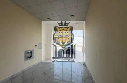 Shop - Studio - 1 Bathroom for rent in Al Jurf 3 - Al Jurf - Ajman Downtown - Ajman