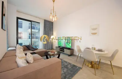 شقة - غرفة نوم - 2 حمامات للايجار في كاتش ريزيدينس لاي جي او - الضاحية 12 - قرية جميرا الدائرية - دبي شقة - غرفة نوم - 2 حمامات للايجار في كاتش ريزيدينس لاي جي او - الضاحية 12 - قرية جميرا الدائرية - دبي