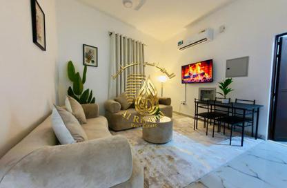 Apartment - 1 Bedroom - 2 Bathrooms for rent in Al Rashidiya Towers - Al Rashidiya - Ajman Downtown - Ajman