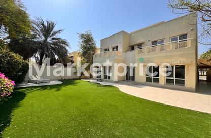 Villa - 5 Bedrooms - 5 Bathrooms for rent in Meadows 4 - Meadows - Dubai