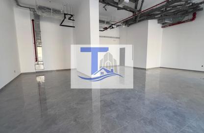 Shop - Studio - 1 Bathroom for rent in Rawdhat Abu Dhabi - Abu Dhabi