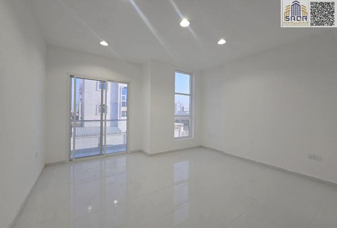 121113107 - Property Image 3