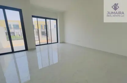 تاون هاوس - 2 غرف نوم - 4 حمامات للبيع في فيلات ماربيلا الثانية - ماربيا - ميناء العرب - راس الخيمة - رأس الخيمة