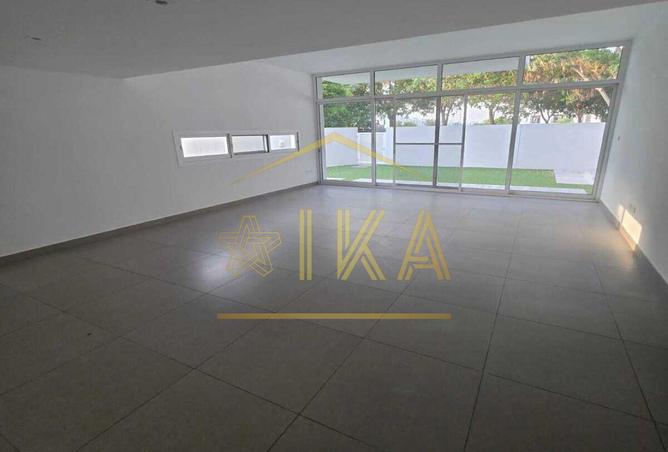 123834524 - Property Image 2