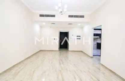 Apartment - 1 Bedroom - 2 Bathrooms for rent in Jumeirah Garden City - Al Satwa - Dubai