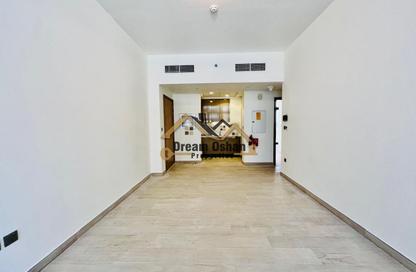 Apartment - 2 Bedrooms - 2 Bathrooms for rent in Azizi Riviera 37 - Azizi Riviera - Meydan One - Meydan - Dubai