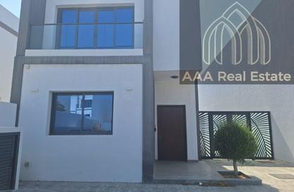 Villa - 4 Bedrooms - 5 Bathrooms for rent in Al Dana Villas - Sharm - Fujairah