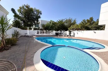 Villa - 4 Bedrooms - 3 Bathrooms for rent in Umm Suqeim 2 Villas - Umm Suqeim 2 - Umm Suqeim - Dubai