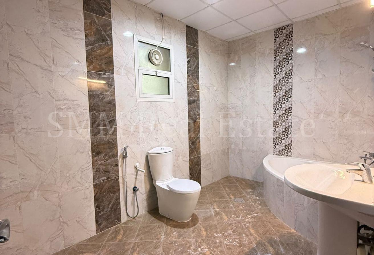 Huge 5 bedroom Villa Available Now | Spacious Plot photo 23