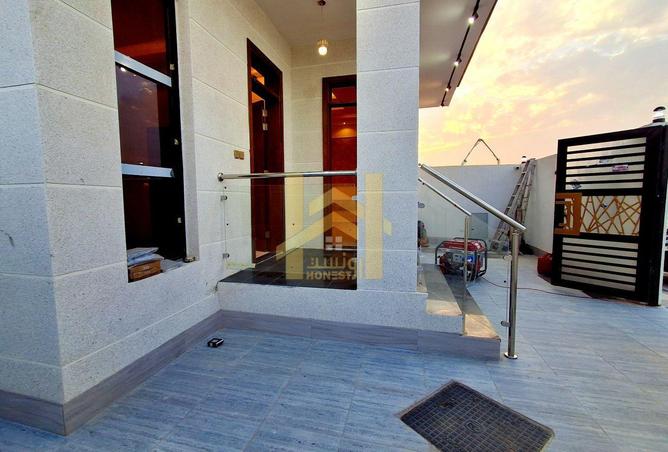 87035594 - Property Image 3
