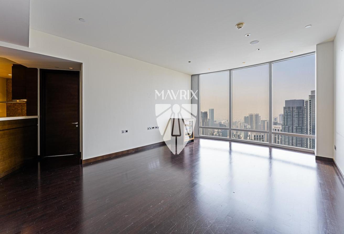 High Floor | Partial Fountain View | Unfurnished photo 10