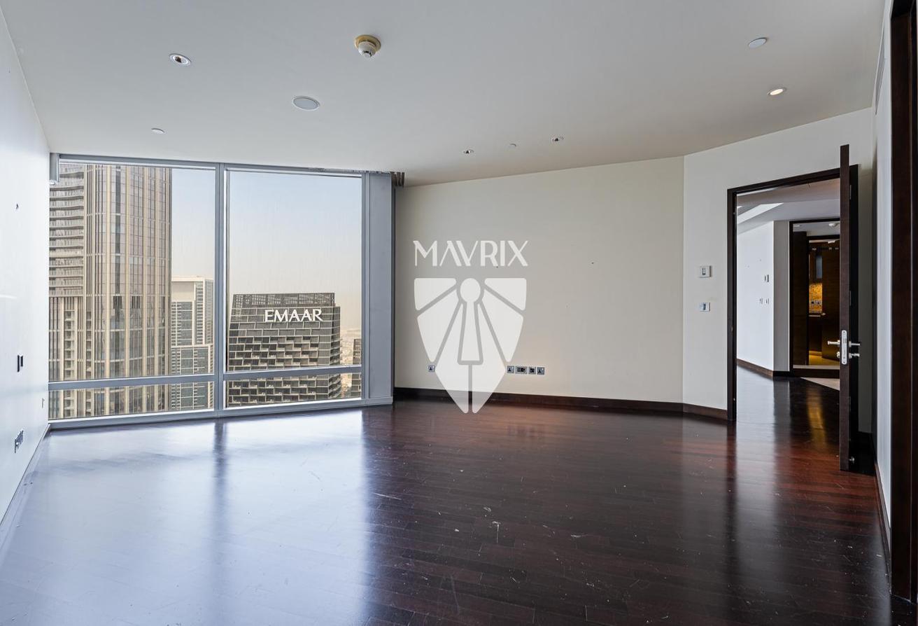 High Floor | Partial Fountain View | Unfurnished photo 8