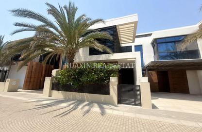 Villa - 4 Bedrooms - 5 Bathrooms for rent in Umm Suqeim 2 Villas - Umm Suqeim 2 - Umm Suqeim - Dubai Villa - 4 Bedrooms - 5 Bathrooms for rent in Umm Suqeim 2 Villas - Umm Suqeim 2 - Umm Suqeim - Dubai