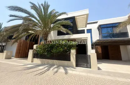 Villa - 4 Bedrooms - 5 Bathrooms for rent in Umm Suqeim 2 Villas - Umm Suqeim 2 - Umm Suqeim - Dubai