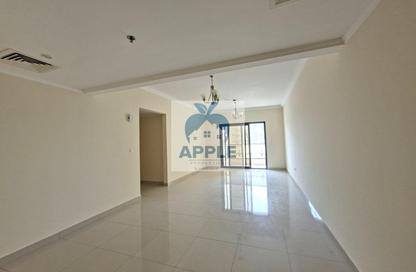 Apartment - 3 Bedrooms - 3 Bathrooms for rent in Muwailih Building - Muwaileh - Sharjah