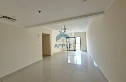 Apartment - 3 Bedrooms - 3 Bathrooms for rent in Muwailih Building - Muwaileh - Sharjah